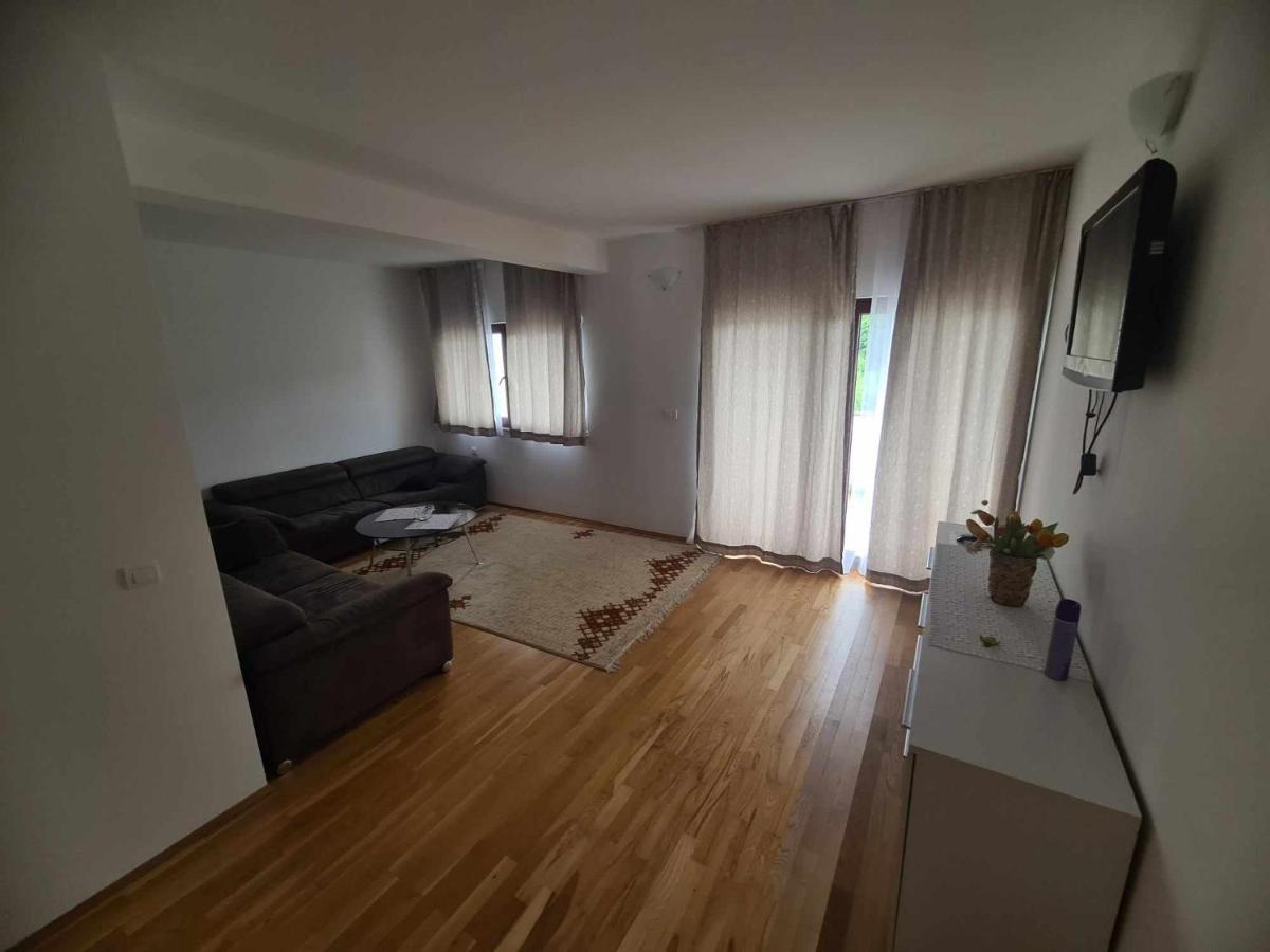 Hotel Lohovo Bihać Eksteriør billede