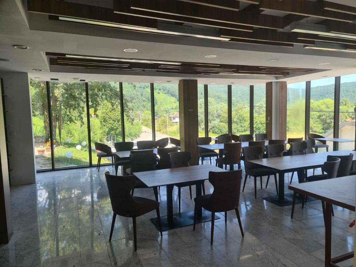 Hotel Lohovo Bihać Eksteriør billede