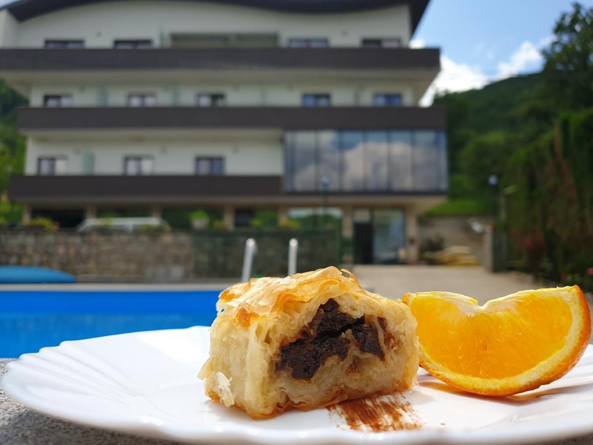 Hotel Lohovo Bihać Eksteriør billede