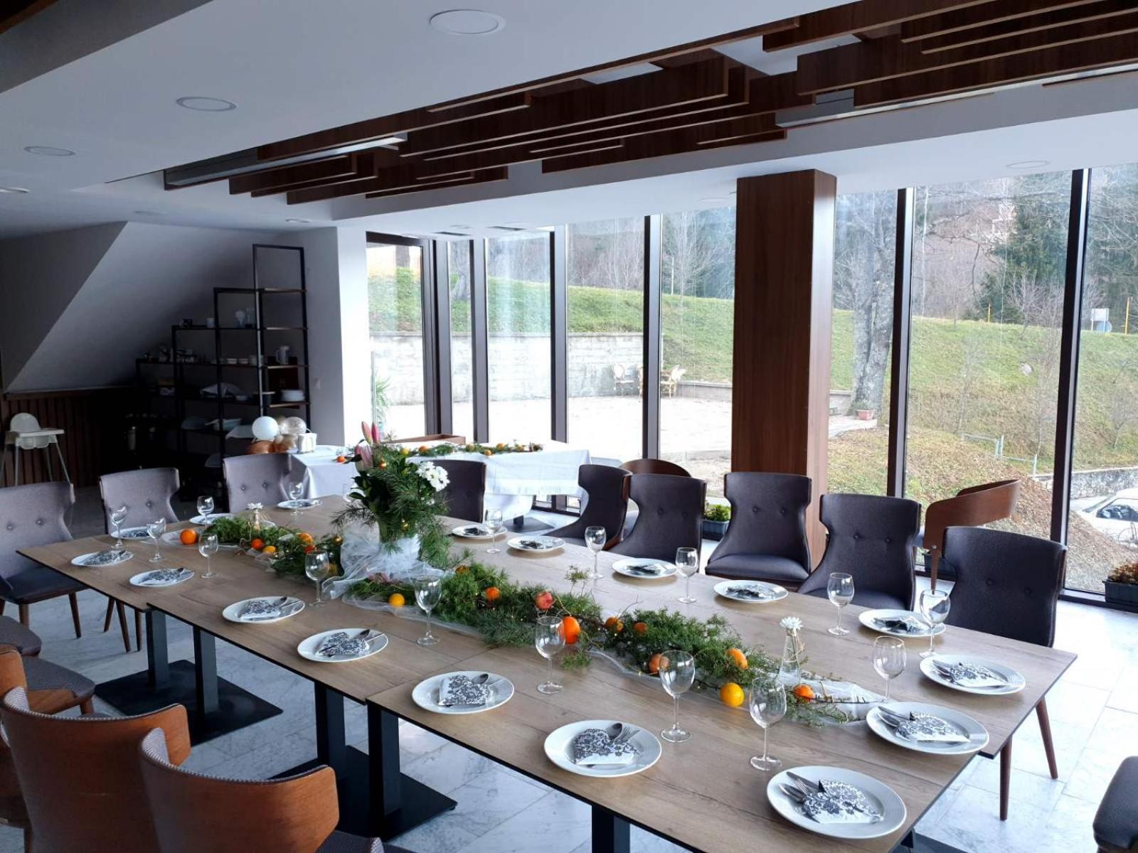 Hotel Lohovo Bihać Eksteriør billede