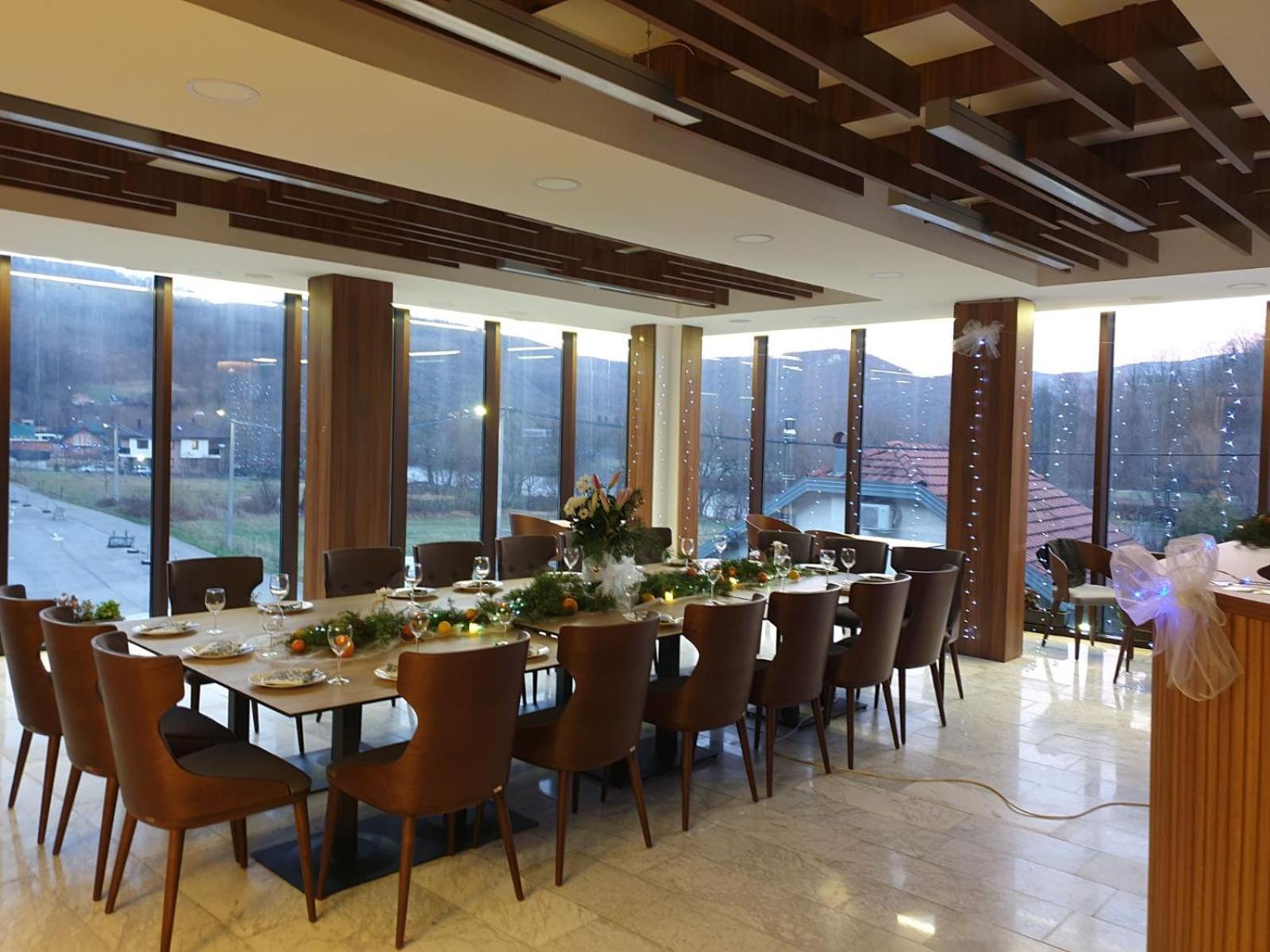Hotel Lohovo Bihać Eksteriør billede