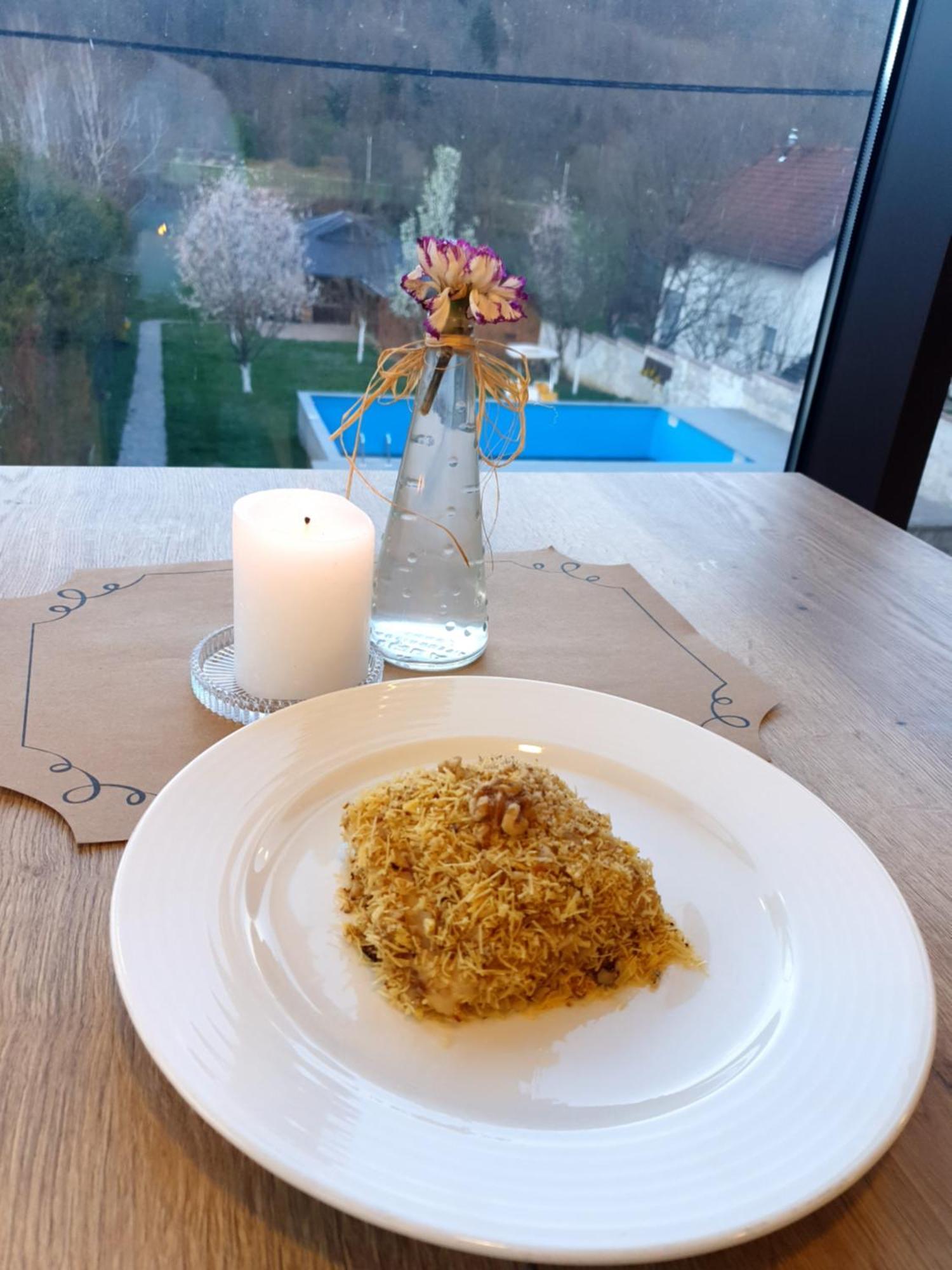 Hotel Lohovo Bihać Eksteriør billede